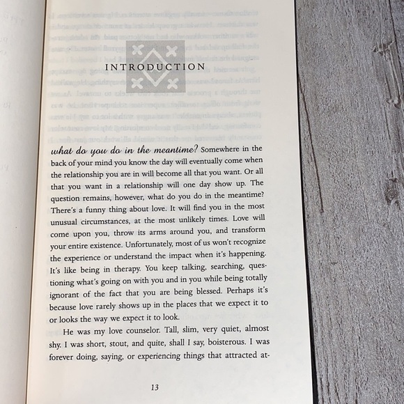 In the Meantime Finding Love and Yourself and the love you want hardback book - Picture 5 of 8